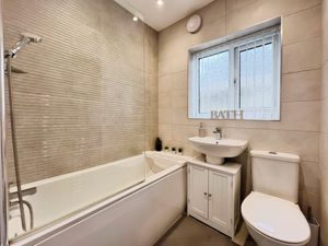 Photo 1- click for photo gallery